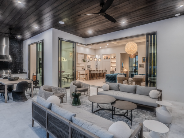 Luxurious Naples Getaway - Custom Design Home with Pool & Spa